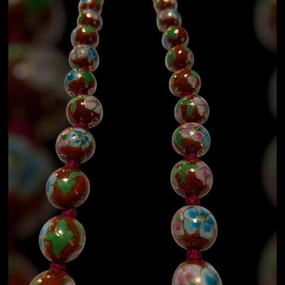 CHINESE EXPORT CLOISONNÉ ANTIQUE NECKLACE LARGE BEADS FLORAL DESIGN RED ENAMEL - Picture 5 of 12